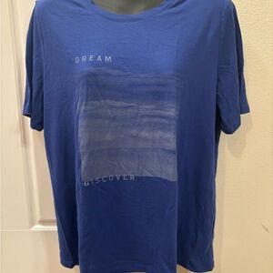 Banana Republic Blue Short Sleeve Tee with Dream Graphic